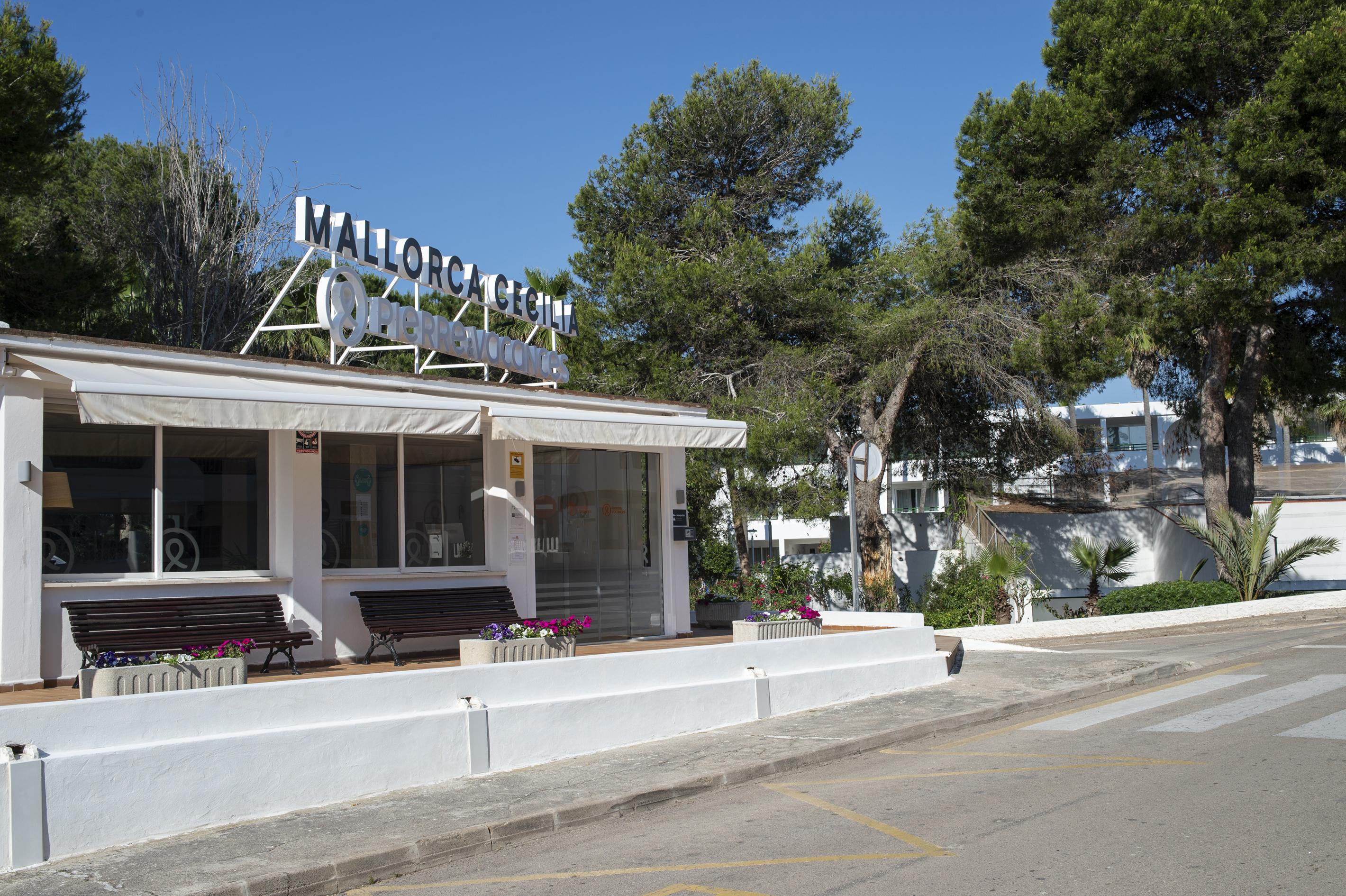 Aparthotel Pierre & Vacances Mallorca Cecilia Portocolom  Exterior photo