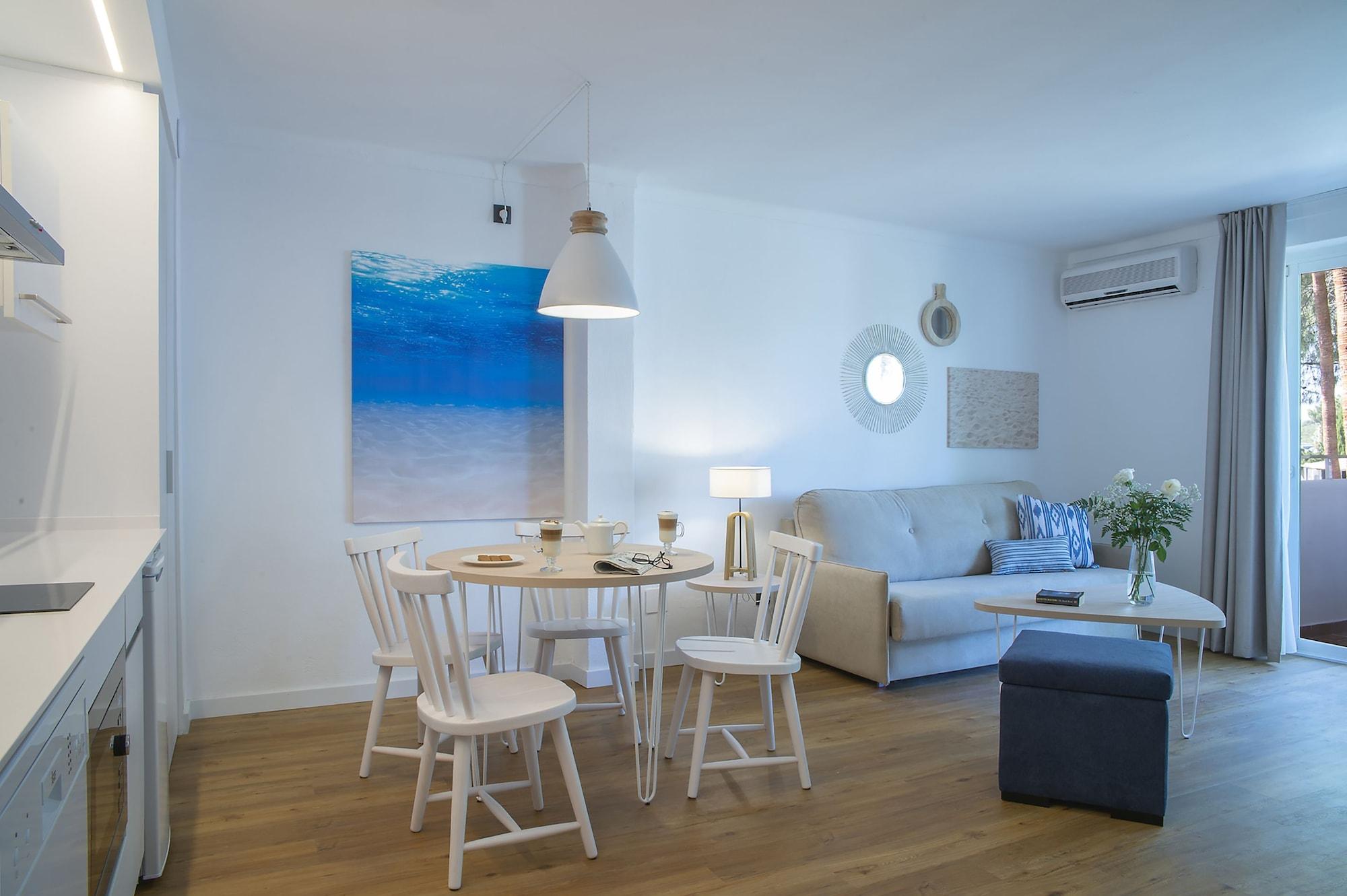 Aparthotel Pierre & Vacances Mallorca Cecilia Portocolom  Exterior photo